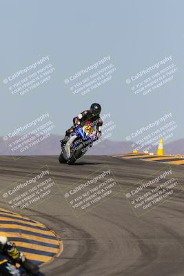 media/Oct-08-2023-CVMA (Sun) [[dbfe88ae3c]]/Race 3 Amateur Supersport Middleweight/